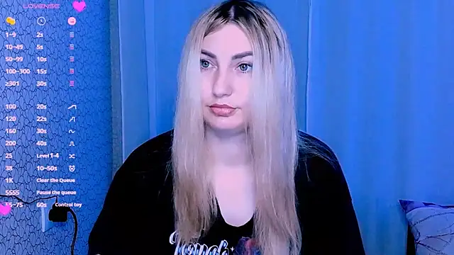 Snapshot of JaneLaJewel chatting on 11/20/25, 10:42 JaneLaJewel online show from 11/20/25, 10:42