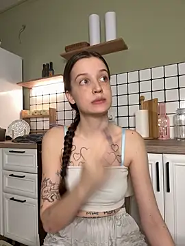 Sweet Evva online show from 12/04/25, 06:38