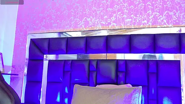 Sofia martiin online show from 09/13/25, 03:06