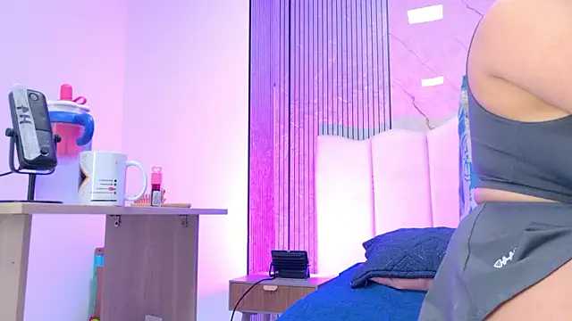 Sofia martiin online show from 02/23/26, 03:04