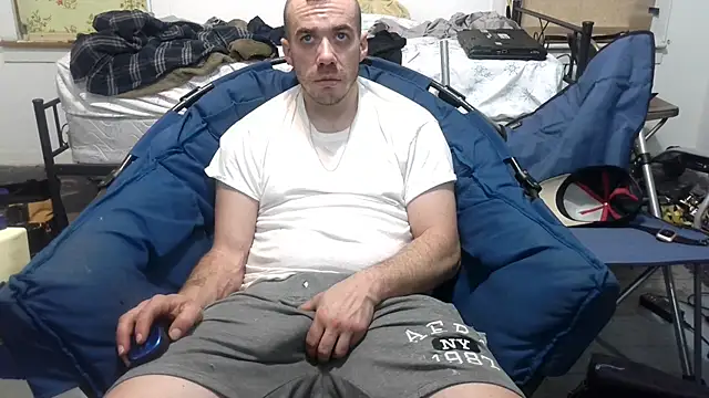 ScubaStevex online show from 02/27/25, 01:17