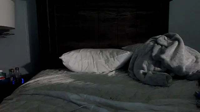 chased21 online show from 12/02/25, 06:41