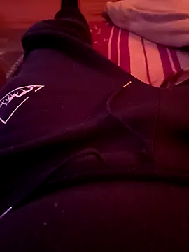 ich411983 online show from 12/15/25, 08:35