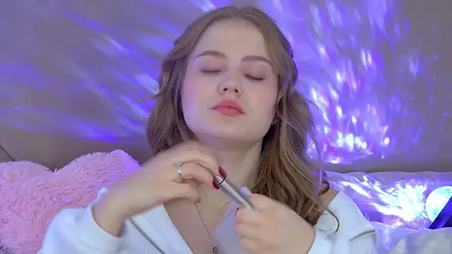 SelinSwarovski online show from 10/04/25, 04:16