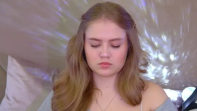 SelinSwarovski online show from 10/20/25, 04:51