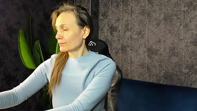 Lillian White online show from 04/17/26, 12:57