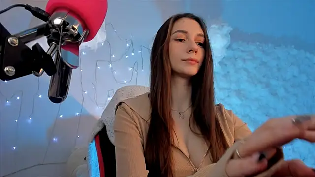 AveAngela online show from 12/12/24, 06:31