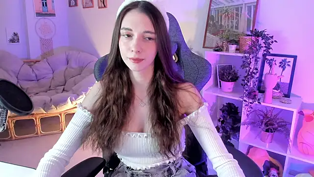 AveAngela online show from 12/23/24, 03:29