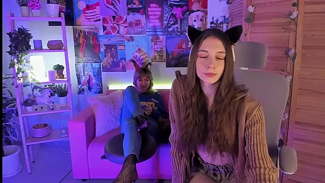 AveAngela online show from 12/29/24, 03:22