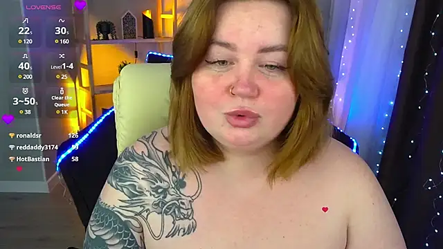 Snapshot of ZaraReignn chatting on 01/04/25, 03:18 ZaraReignn online show from 01/04/25, 03:18