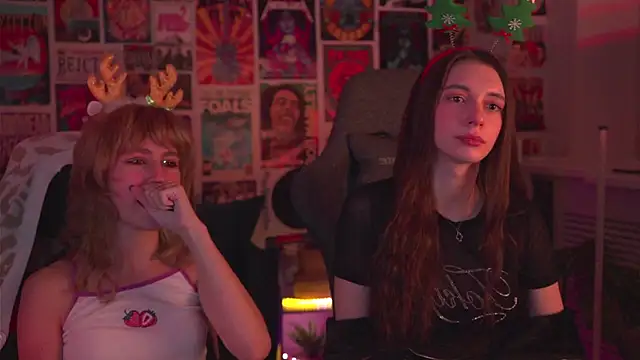 LuxRayi online show from 12/25/24, 06:09