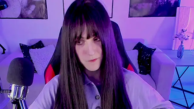 LuxRayi online show from 02/11/25, 06:44