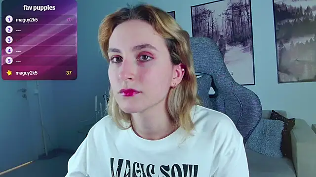 LuxRayi online show from 02/23/25, 12:30