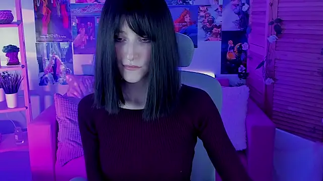 LuxRayi online show from 03/22/25, 05:52