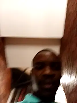 Snapshot of Lexwelll chatting on 02/26/25, 12:47 Lexwelll online show from 02/26/25, 12:47