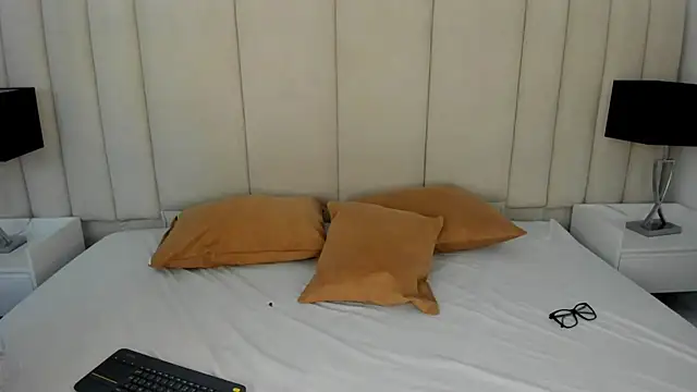 NataGarcia online show from 04/16/26, 08:42