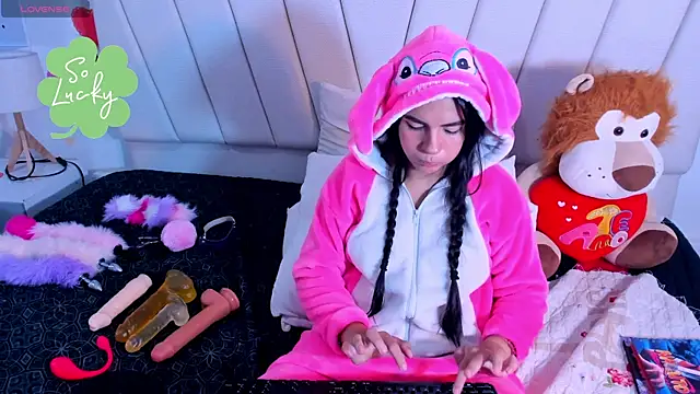 MorganitaX online show from 03/18/25, 12:36