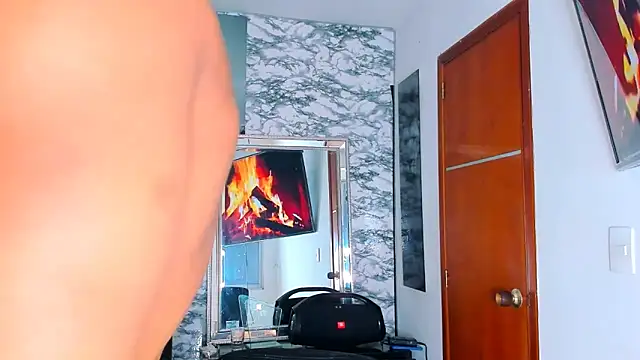 Owen Muzcle online show from 02/08/25, 02:36