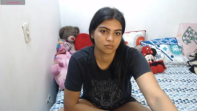 Snapshot of Pocahontas_Princess_ chatting on 06/27/26, 10:26 Pocahontas Princess online show from 06/27/26, 10:26