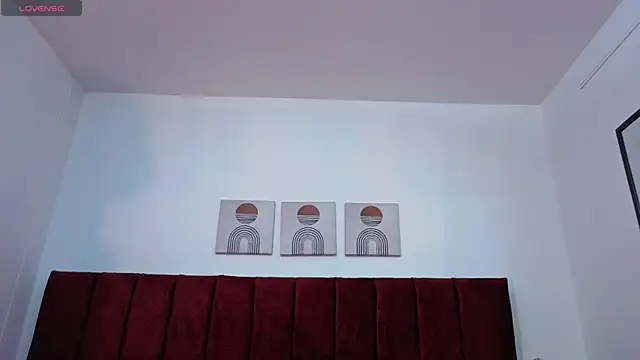 selena castillo online show from 01/06/26, 12:20