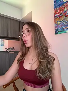 SophieRaily  online show from 02/11/25, 11:54