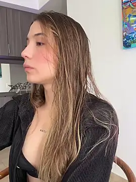 SophieRaily  online show from 02/21/25, 02:06