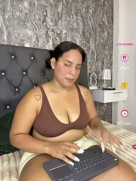 Violetrousse online show from 07/30/26, 05:12