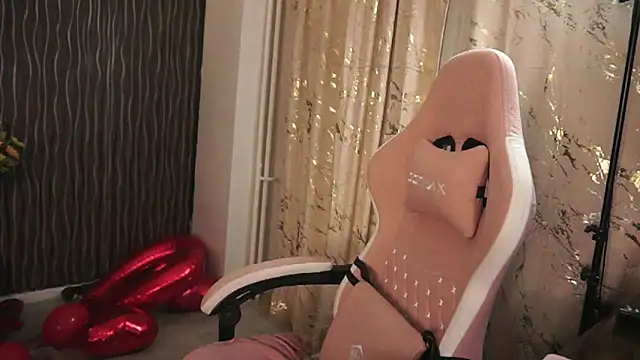 KimSkyex online show from 03/21/25, 06:51