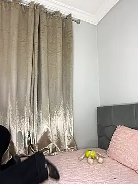 Meryem Queen online show from 05/13/26, 01:58