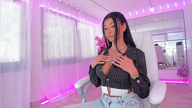 missdiamond  online show from 04/25/26, 08:17