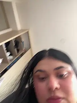 Snapshot of alissonfernandez_ chatting on 02/12/25, 12:33 alissonfernandez online show from 02/12/25, 12:33