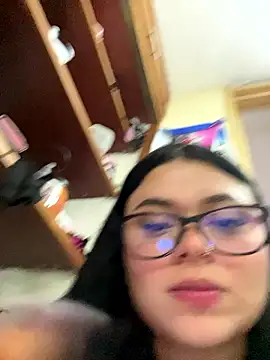 alissonfernandez  online show from 01/18/26, 06:44