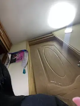 alissonfernandez  online show from 02/08/26, 12:03