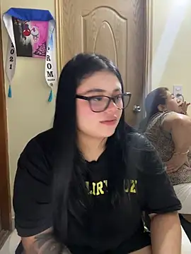 alissonfernandez  online show from 02/15/26, 06:59