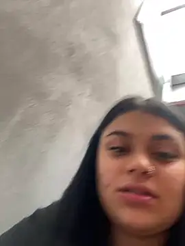 Snapshot of alissonfernandez_ chatting on 06/18/26, 07:51 alissonfernandez online show from 06/18/26, 07:51