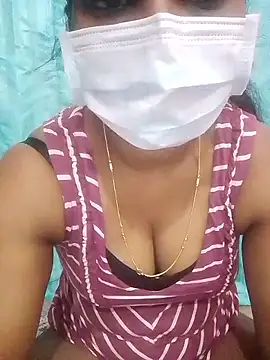 Snapshot of Villageammu18 chatting on 12/18/25, 04:57 Villageammu18 online show from 12/18/25, 04:57