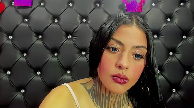 Snapshot of Lovely_celeste chatting on 01/04/25, 04:33 Lovely celeste online show from 01/04/25, 04:33