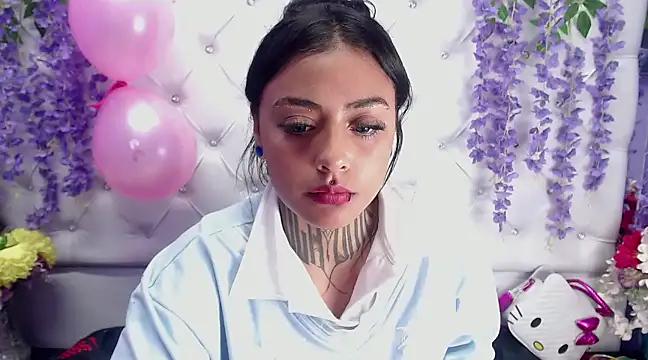 Snapshot of Lovely_celeste chatting on 01/25/25, 08:21 Lovely celeste online show from 01/25/25, 08:21