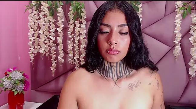 Snapshot of Lovely_celeste chatting on 03/19/25, 06:03 Lovely celeste online show from 03/19/25, 06:03