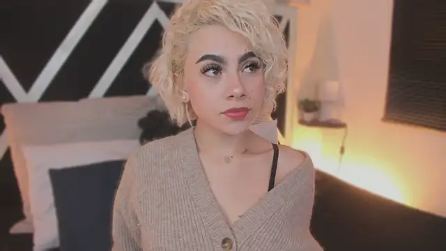 marian pinzon online show from 12/14/25, 02:39