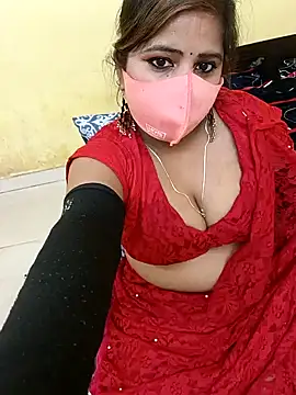 Snapshot of Simran-Kudi chatting on 02/07/25, 07:50 Simran-Kudi online show from 02/07/25, 07:50