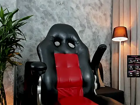 boyc022  online show from 02/24/26, 10:41