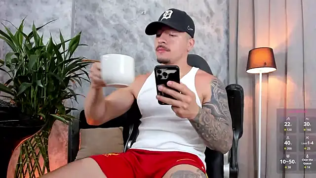 boyc022  online show from 03/19/26, 01:09