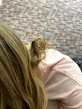  AngelMoon  online show from 12/19/25, 03:57