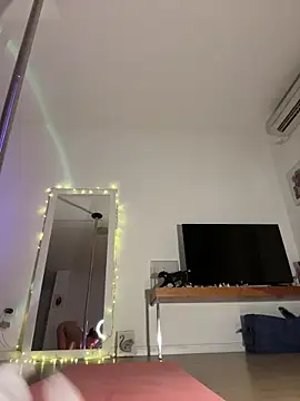  ExoticGirl online show from 01/30/25, 07:48