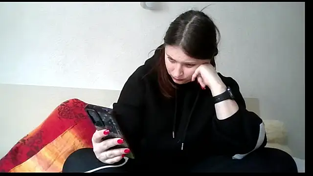 kila lo online show from 02/20/25, 02:35