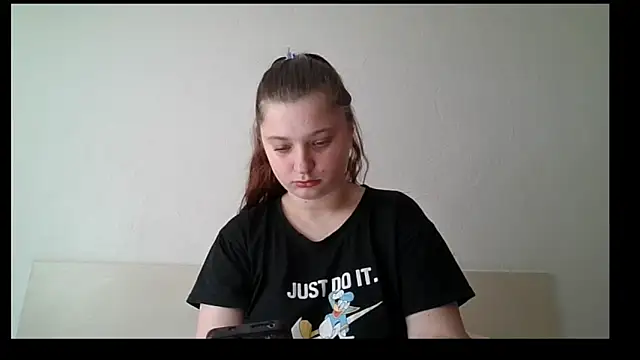 kila lo online show from 03/20/25, 12:22