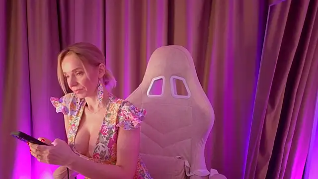 bubbling crush online show from 02/16/25, 01:25