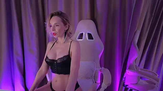 bubbling crush online show from 03/18/25, 12:25