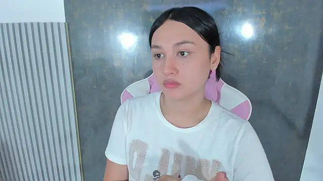 lana boomer online show from 03/31/26, 08:09